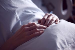 Na co zwrócić uwagę przy zakupie łóżka dla osoby niepełnosprawnej?