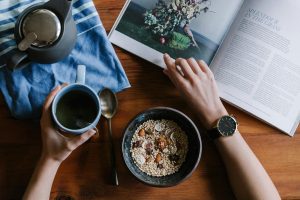 Dieta ketogeniczna a niedoczynność tarczycy – jak ją stosować?